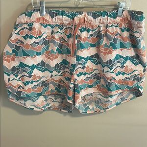 North Face Women’s Gym Shorts. Size XXL